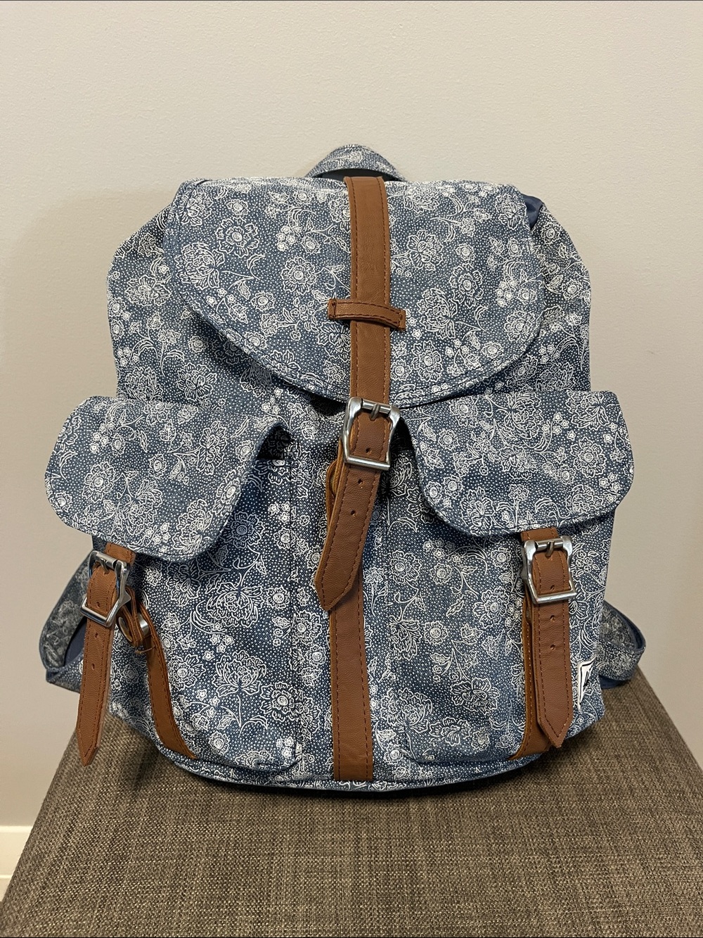 Herschel Supply Co. Dawson Mid-Volume Backpack Floral Chambray Blue